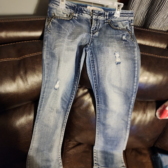 Jeans - Picture 2 of 5